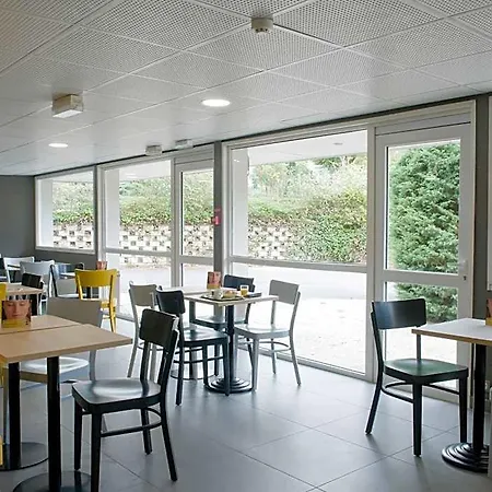 Saint-quentin Hotell 2*