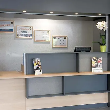 Hotell Saint-quentin 2*