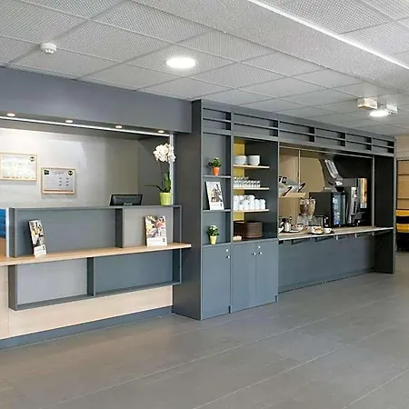 Hotell Saint-quentin 2*